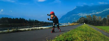 Leisure activities along the Rhine in Liechtenstein